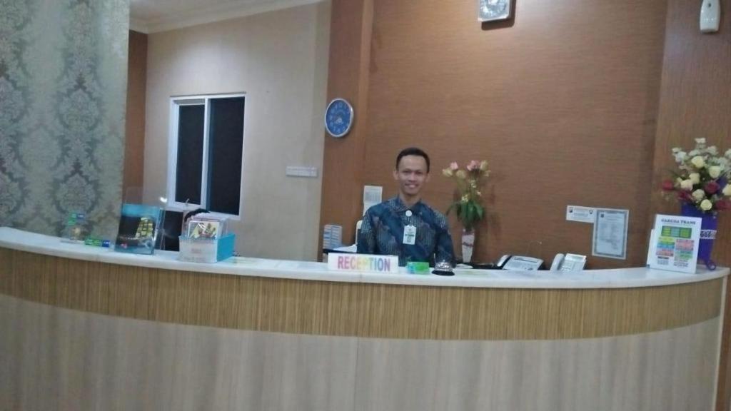 苏拉威西岛哥伦打洛酒店 泗水 外观 照片
